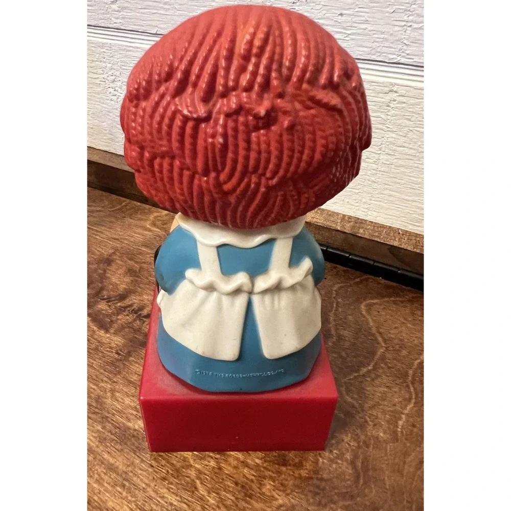 Vintage 1975 Raggedy Ann & Andy Desk Set Calendar Stapler Pencil Sharpener